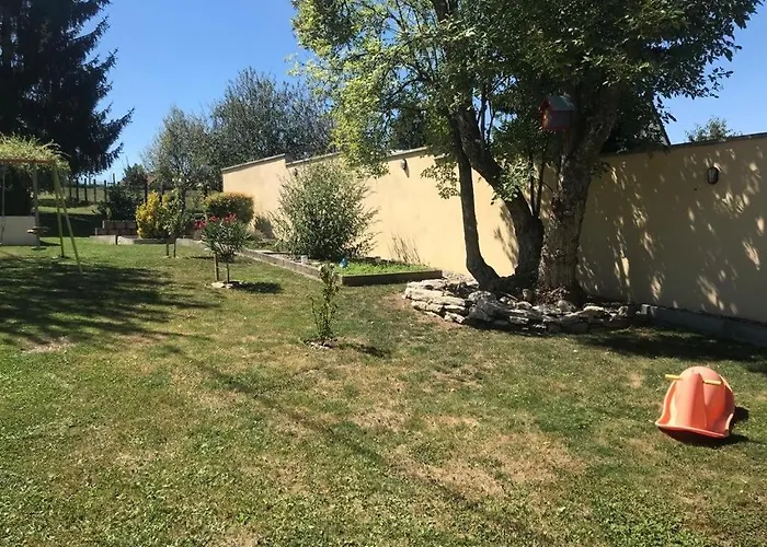 La Maison Des Trois Frontières Hébergement de vacances *